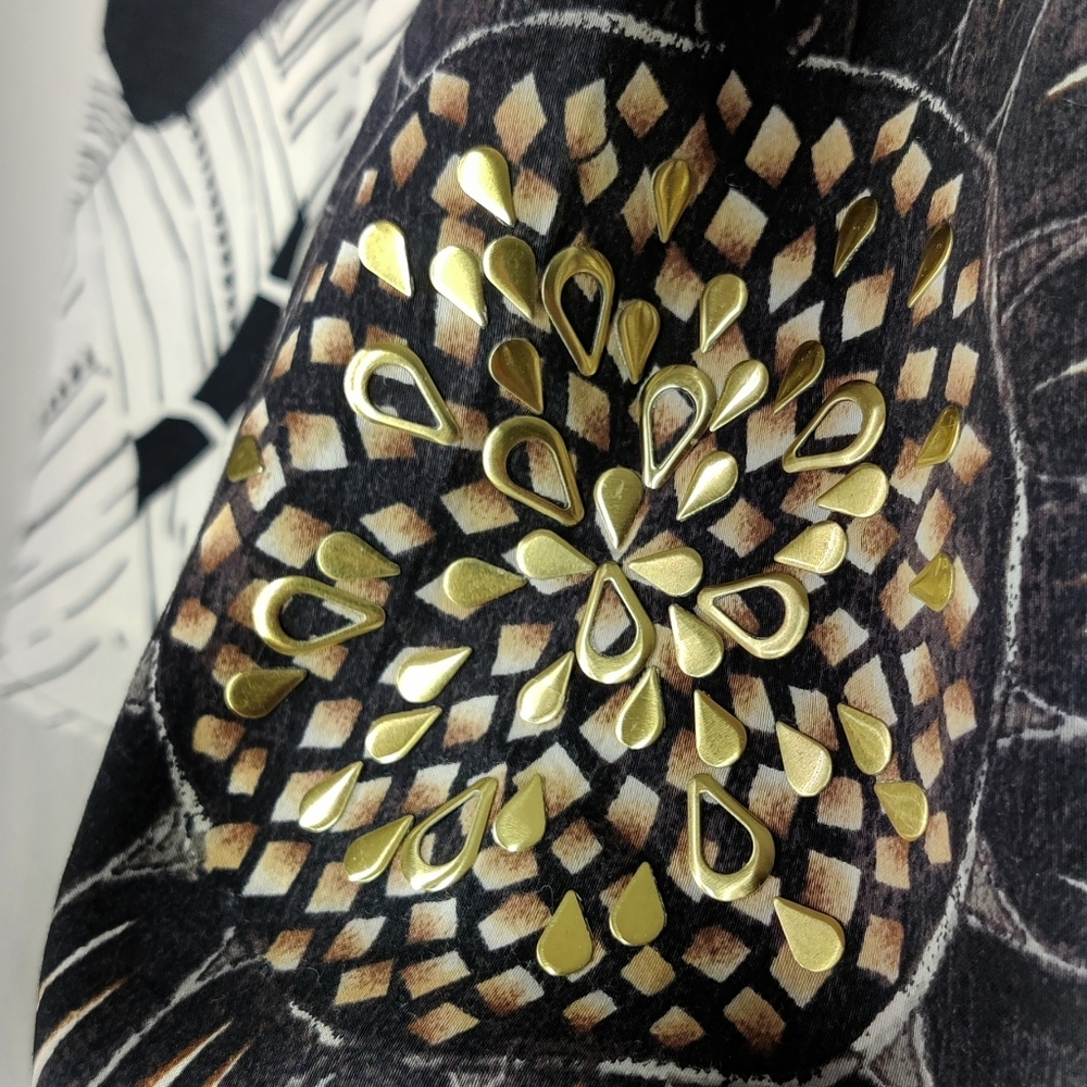 White house black market skirt, size 2, A line skirt. - Picture 2 of 4